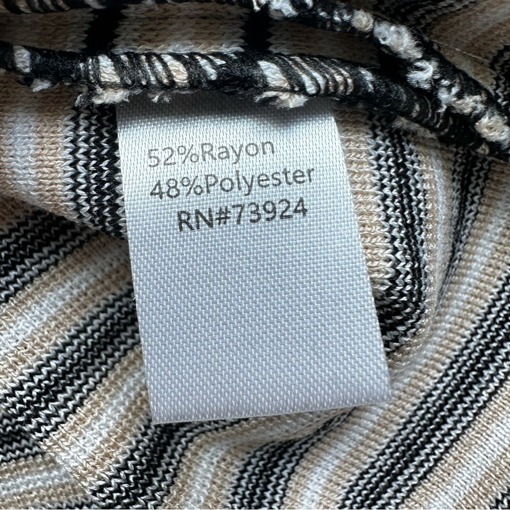 Ming Wang Striped Short Sleeve Dress - Picture 10 of 11